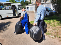 Сегодня, 7 сентября, очередной автобус с гуманитарной помощью выехал из Арсеньева в Спасск-Дальний