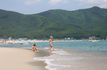 23 пляжа в Приморье признаны безопасными для купания. СПИСОК