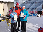 Лыжники разных возрастов приняли участие в "Рождественской гонке"