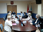 Губернатор Приморья Олег Кожемяко встретился с общественными наблюдателями