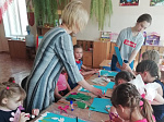Молодогвардейцы и серебряные волонтеры – в гостях у воспитанников «Ласточки»