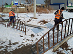 Уборка снега в Арсеньеве продолжается 