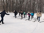 Школьники и воспитанники детских садов встали на лыжи