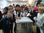 В школах Арсеньева прошел единый день выборов в органы ученического самоуправления