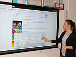 Интерактивная панель появилась в Детской школе искусств благодаря реализации нацпроекта «Культура» 