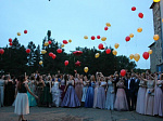 В Арсеньеве прошел единый выпускной вечер – грандиозный праздник для выпускников школ города