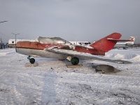 МиГ-15УТИ установленный в качестве памятника у колледжа филиала ДВФУ в г. Арсеньеве был перемещён на реставрацию. 