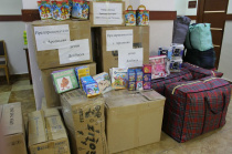 Из Приморья по железной дороге отправилась гуманитарная помощь – новогодние подарки детям Донбасса