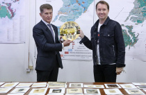 Олег Кожемяко принял участие в передаче уникального архива документов семьи Владимира Арсеньева приморскому музею