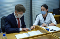 Олег Кожемяко завершил курс вакцинации от COVID-19