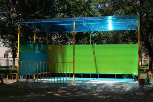 Десять новых теневых навесов появились в детских садах Арсеньева
