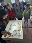 В рамках «Культурной субботы» в школе искусств прошел мастер-класс по рисованию песком