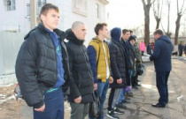 13 ноября из Арсеньева в рамках осеннего призыва в Вооруженные силы России отправилась служить группа призывников