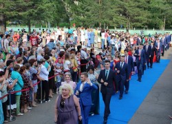 25 июня в Арсеньеве прошел единый выпускной вечер
