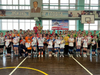 В течении трех дней в СШ "Юность" проходило Первенство Приморского края по волейболу