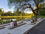 Благоустройство левого берега реки Дачной в парке «Восток» завершается