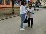 Волонтеры рассказывают жителям города о голосовании за объекты благоустройства