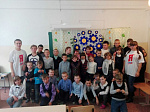 Ребята из организации «Молодая Гвардия Единой России» рассказали учащимся коррекционной школы о правилах безопасности на дорогах