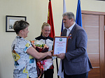 Глава города Владимир Пивень поздравил приморскую лыжницу 