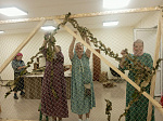 В Духовно-просветительском центре плетут маскировочные сети