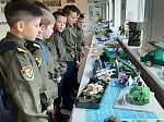 В школах Арсеньева проходят выставки моделей боевой техники