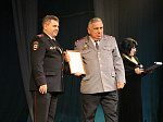 В Арсеньеве поздравили сотрудников полиции с профессиональным праздником. 