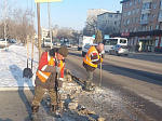 Очистка улиц от снега продолжается