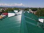 Новые крыши появились еще на двух домах Арсеньева