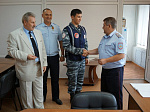 Полицейский и его сын – член народной дружины награждены медалями в честь 300-летия российской полиции