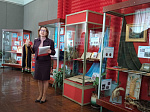 Новая выставка «Я поведу тебя в музей!» оформлена в музее истории города Арсеньева в честь его 55-летия